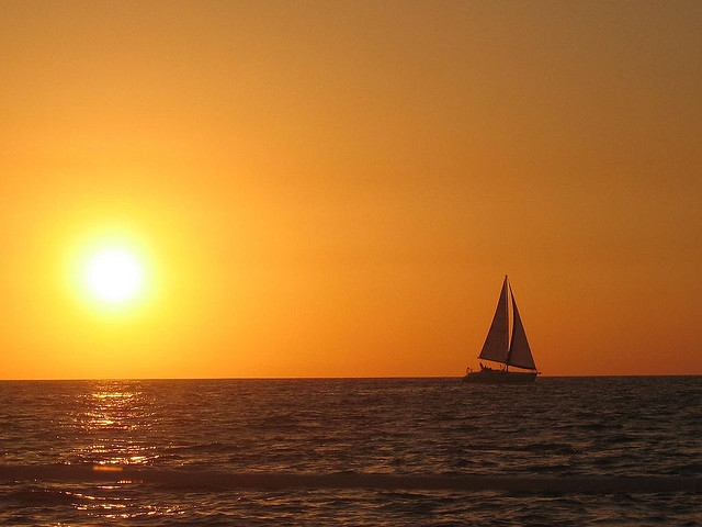 Atardecer en barco